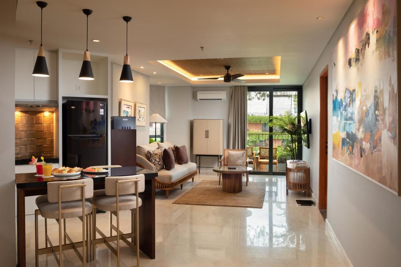Beachwalk Residence Kuta  Luaran gambar